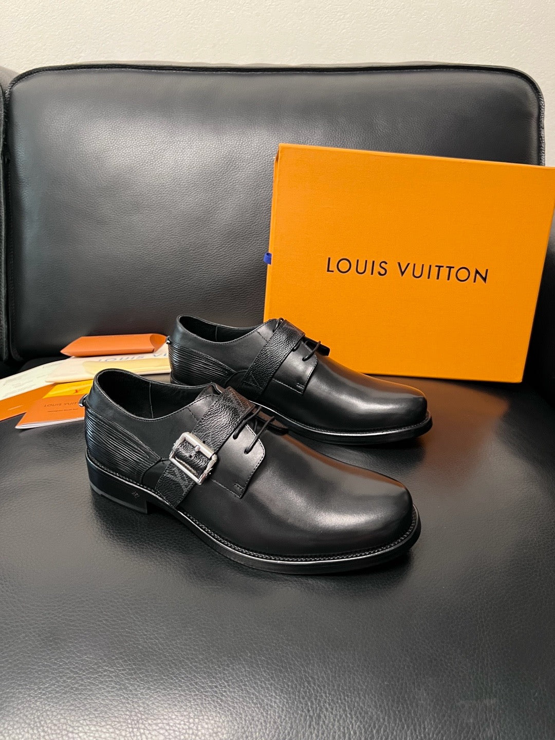 Black Shoes
