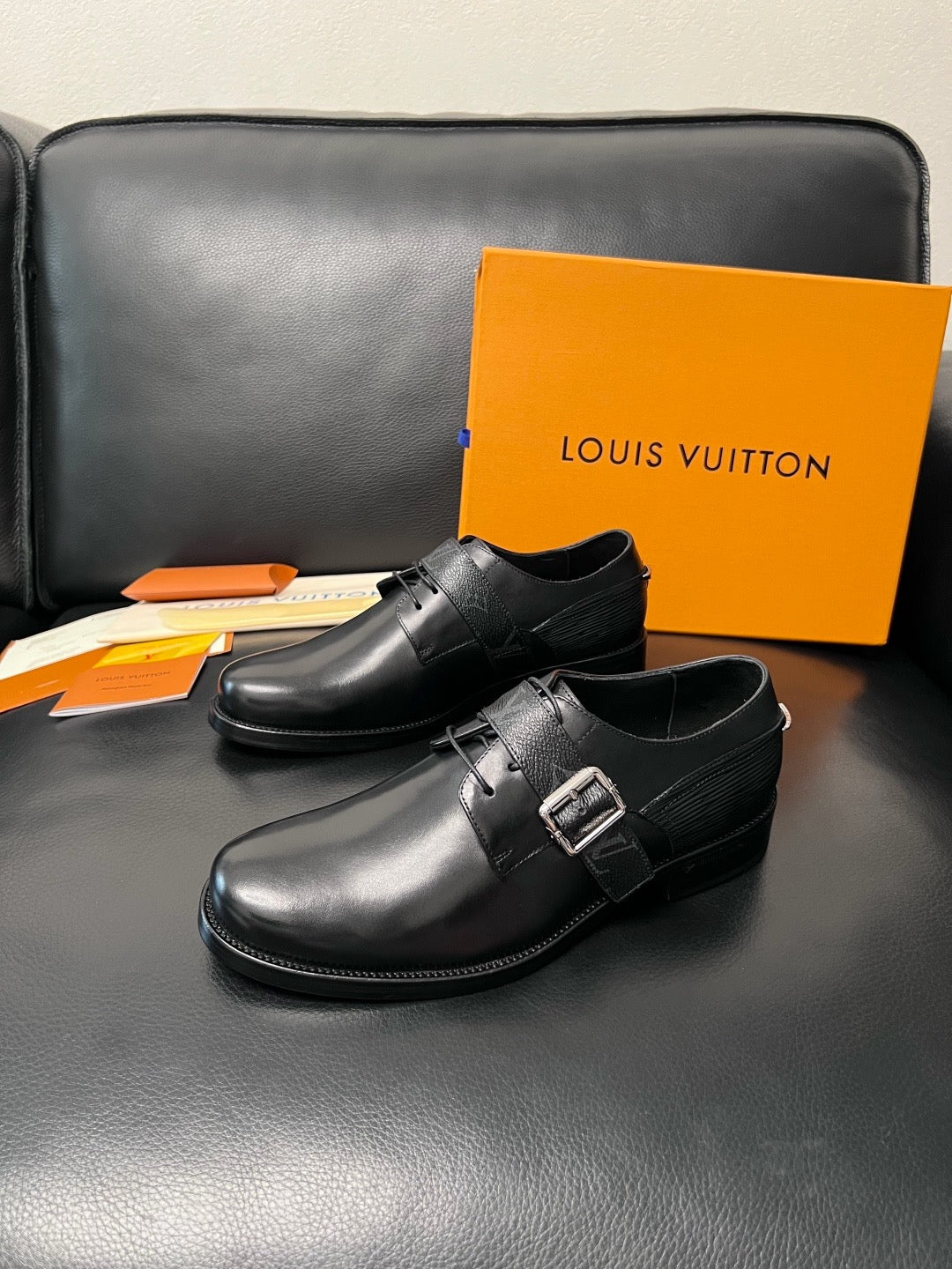 Black Shoes