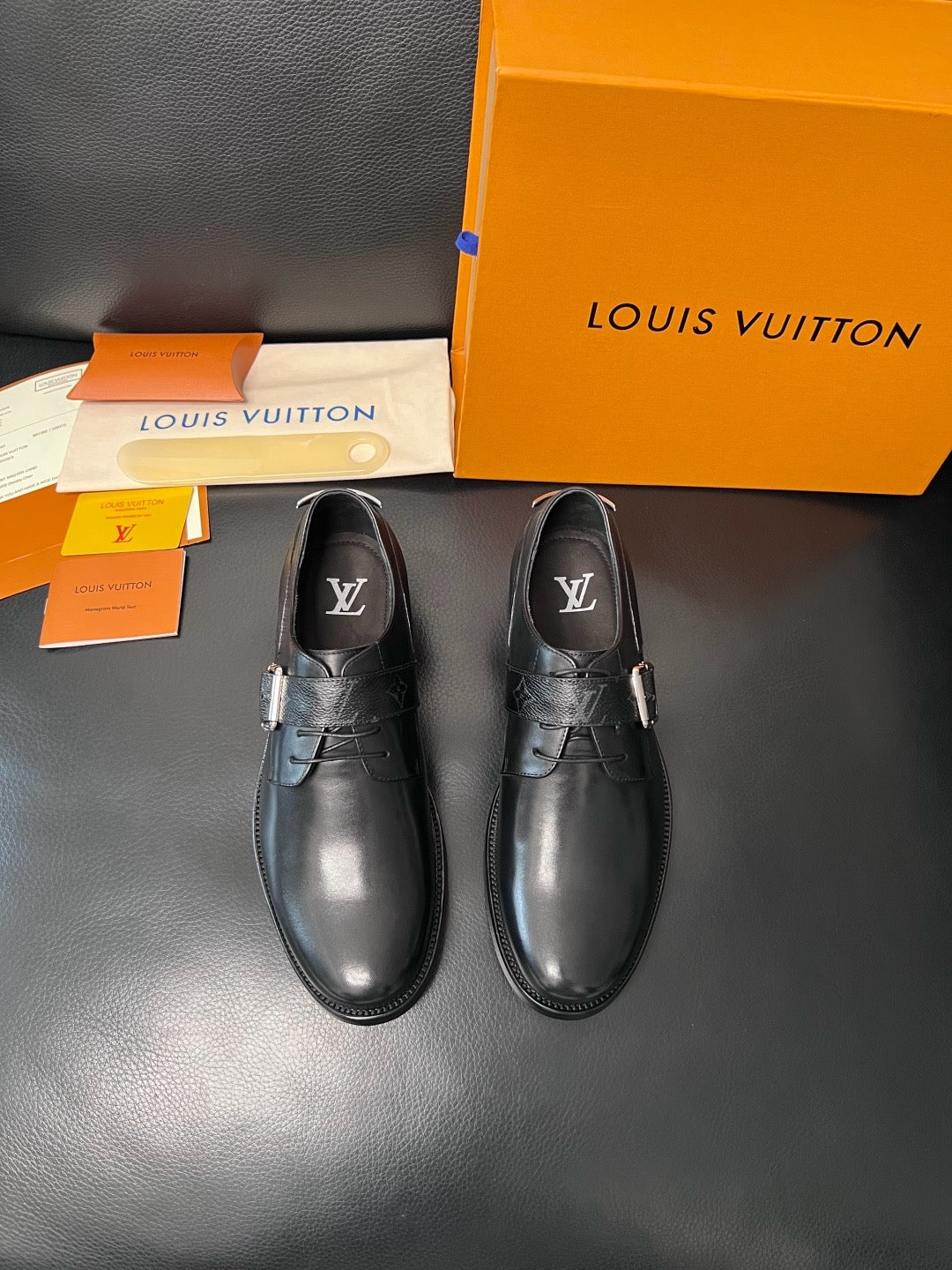 Black Shoes