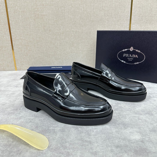 Black Shoes