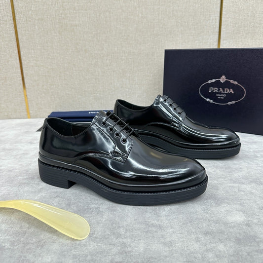 Black Shoes