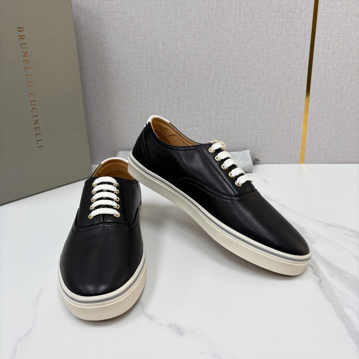 Black Shoes