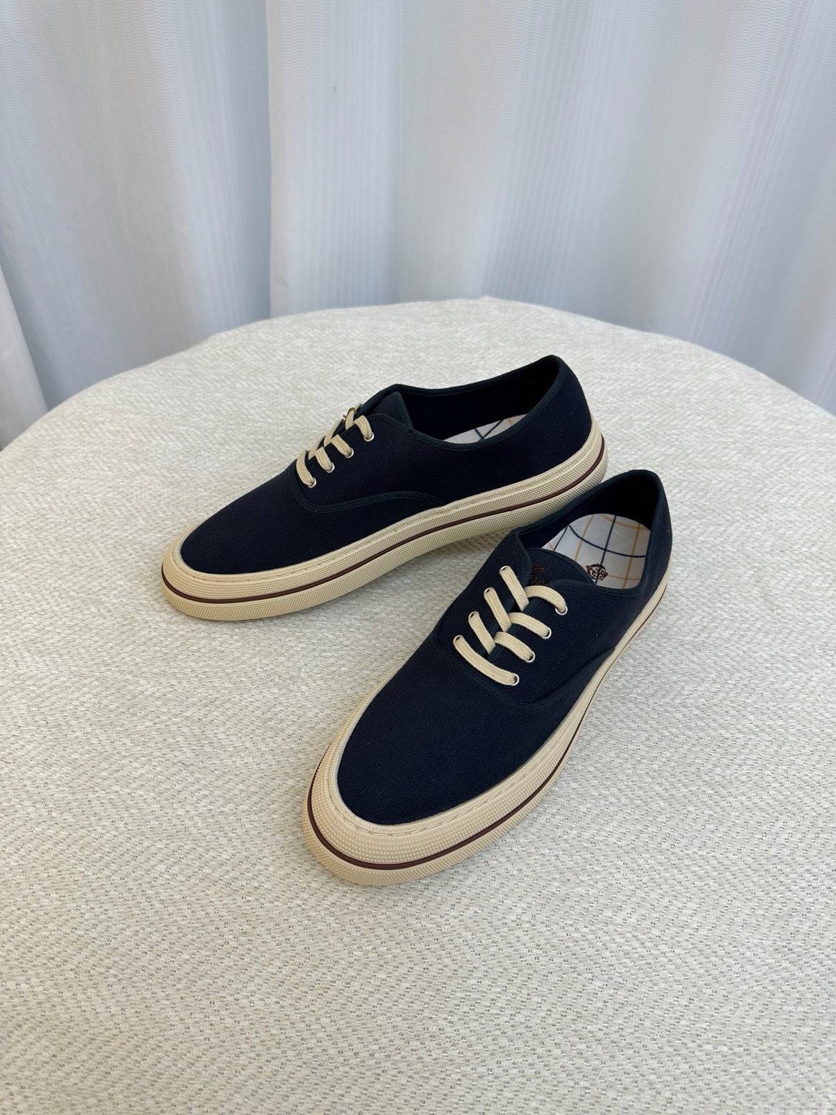 Black Shoes