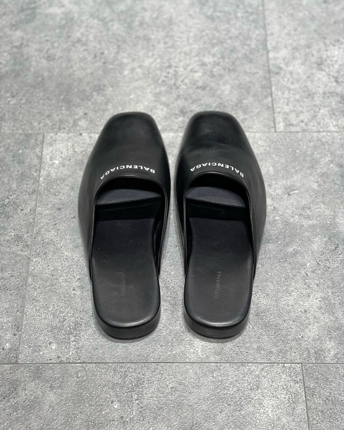 Black Shoes