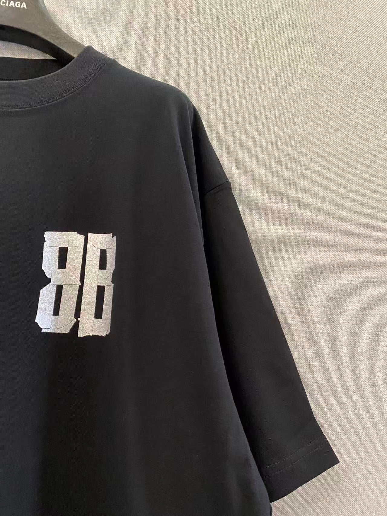 Black T-shirt