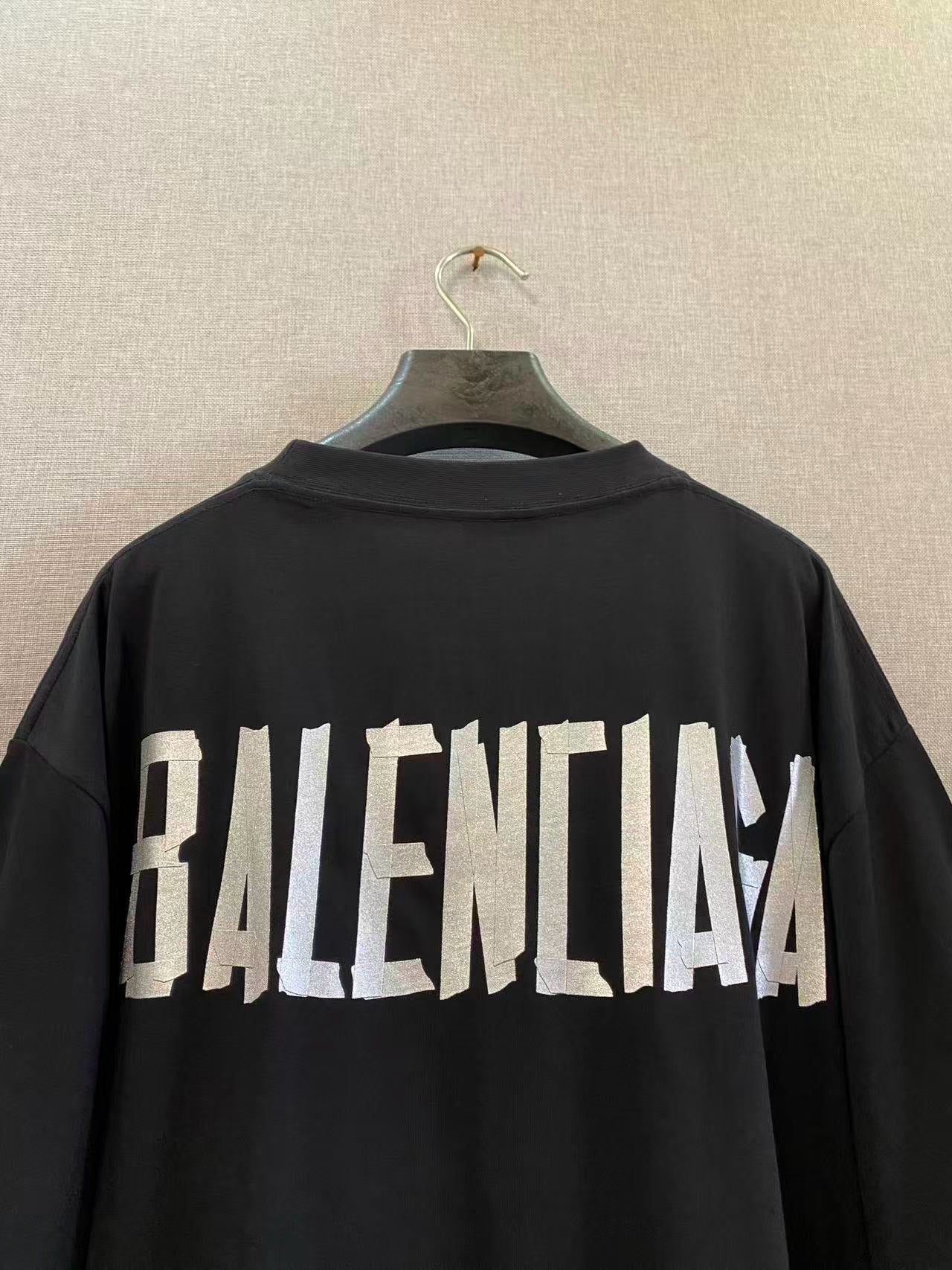Black T-shirt
