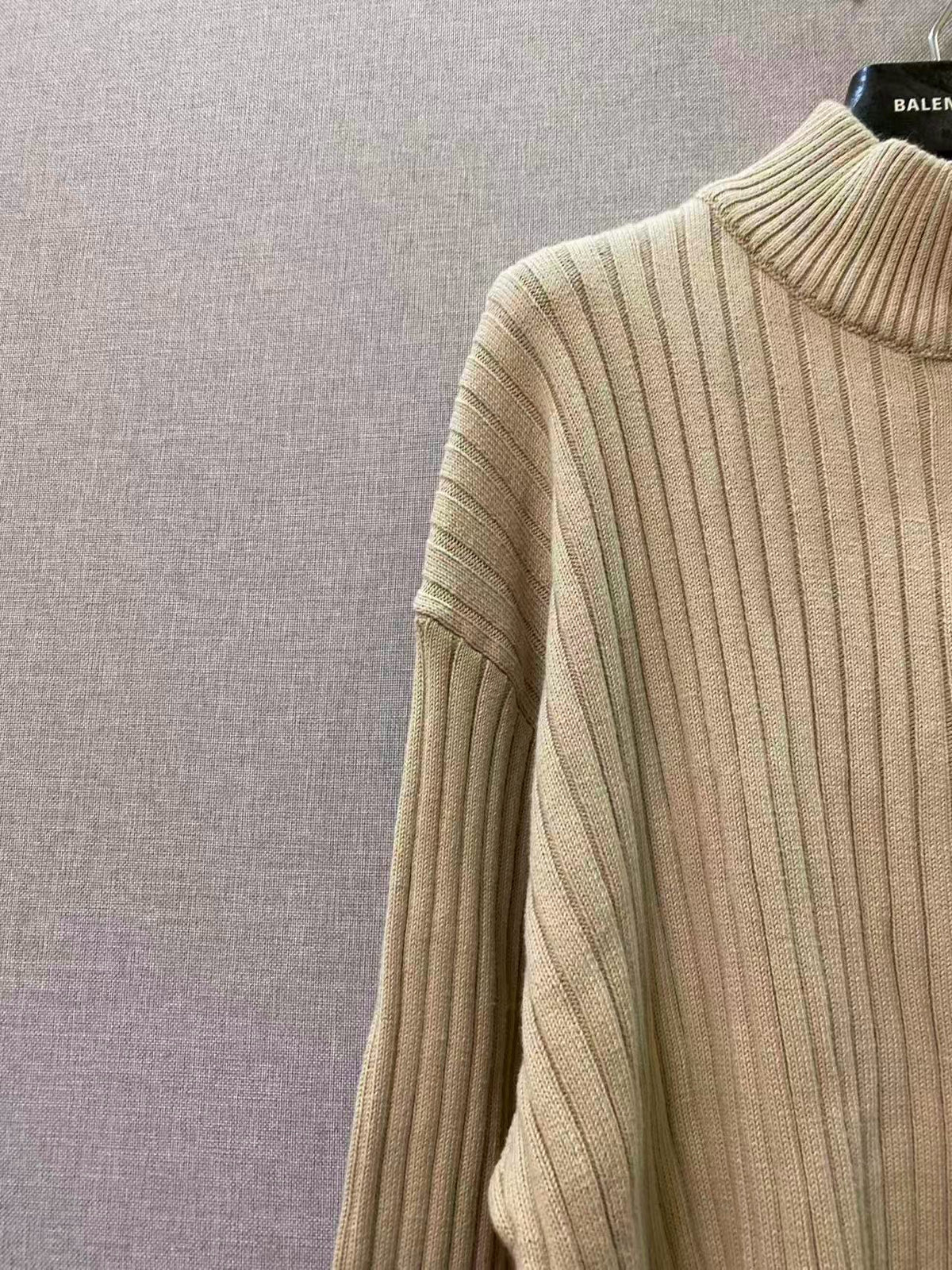 Beige Sweatshirt