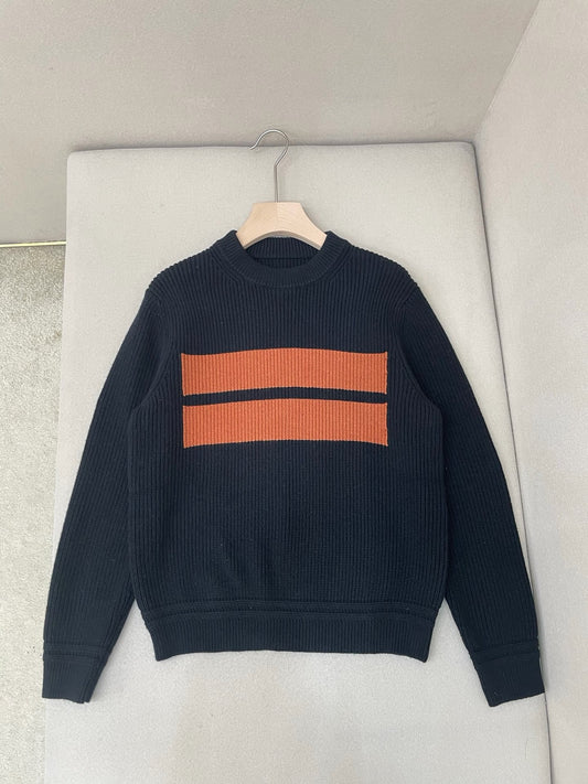 Black and White Sweatshirt