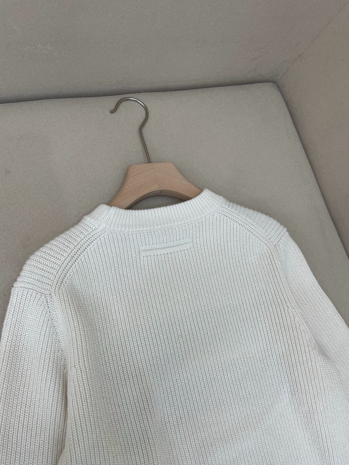 Black and White Sweatshirt