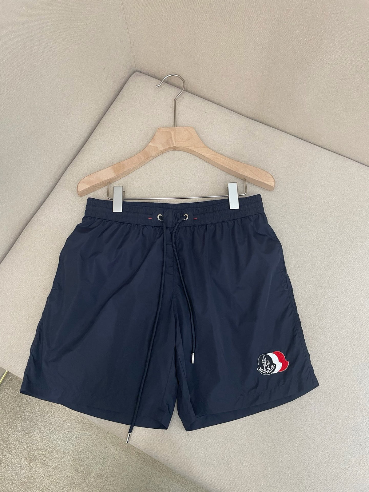 Multi-color Short