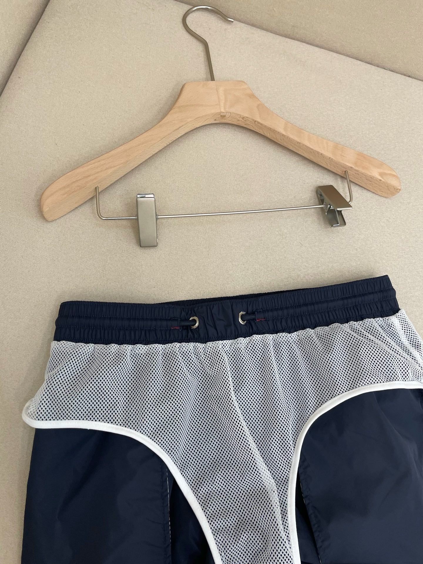 Multi-color Short