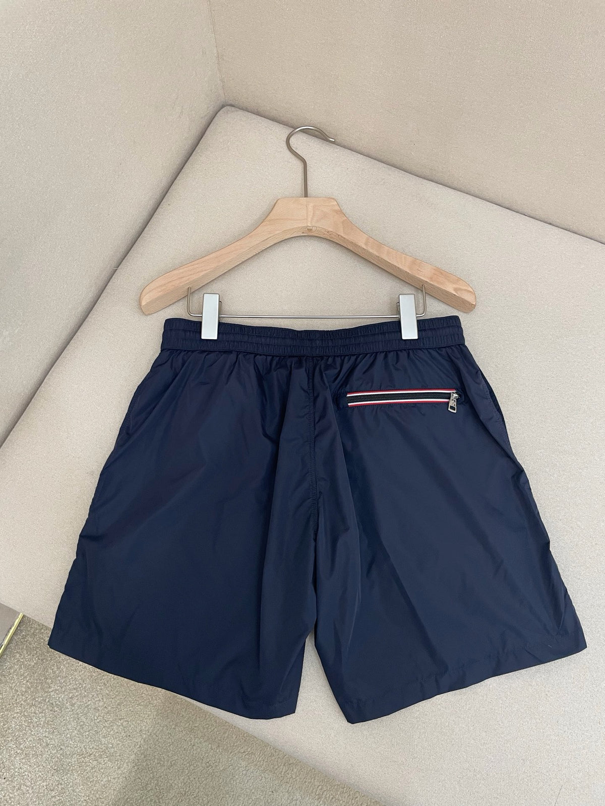 Multi-color Short