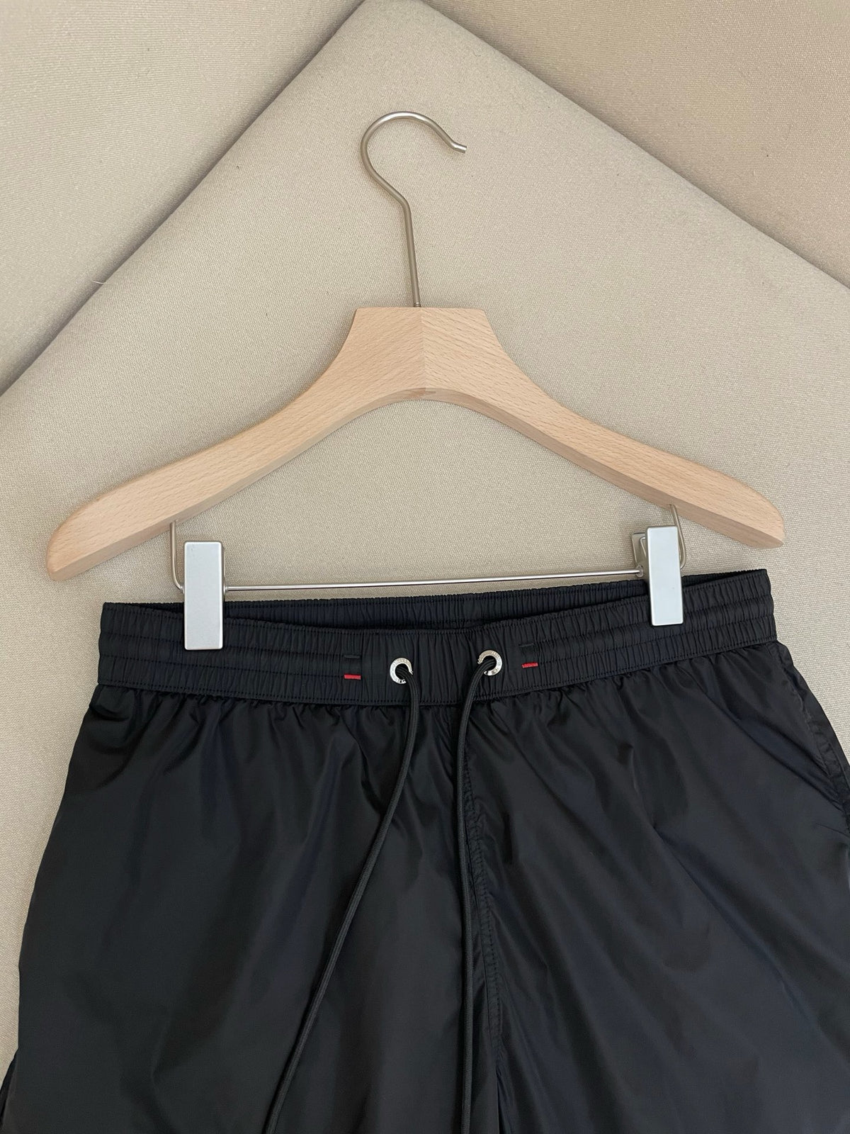 Multi-color Short