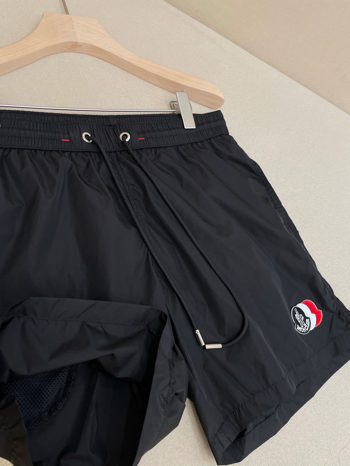 Multi-color Short