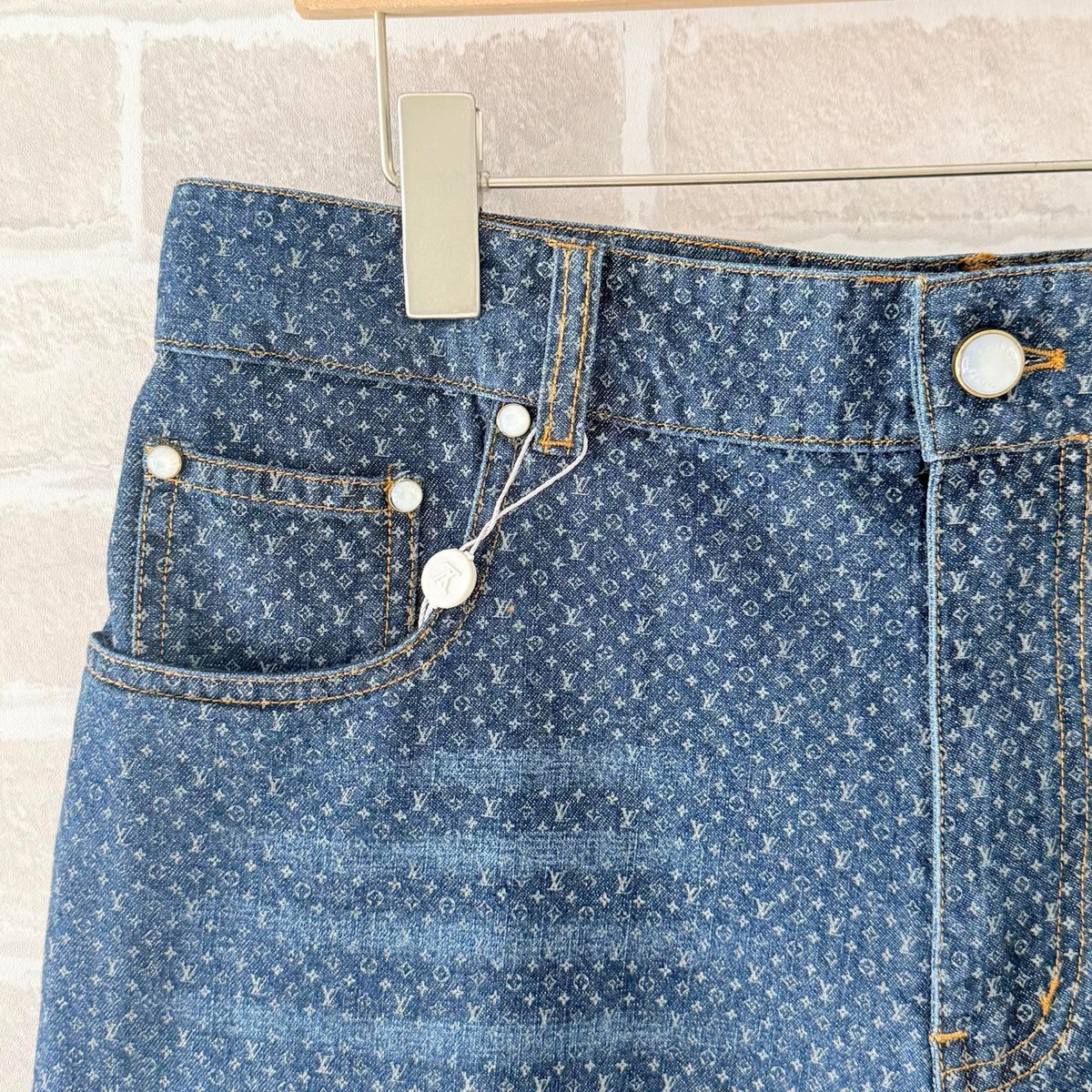 Blue Short