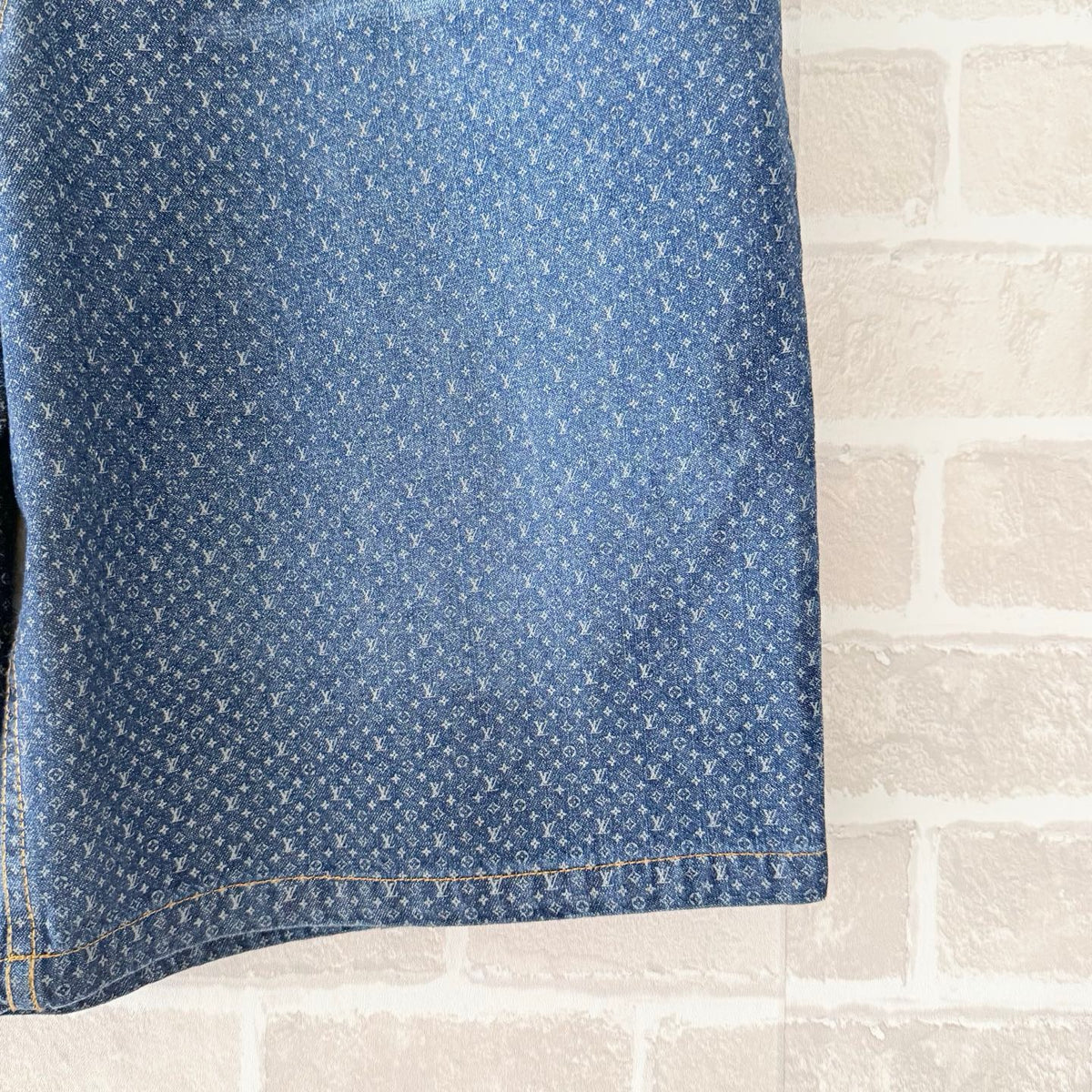 Blue Short