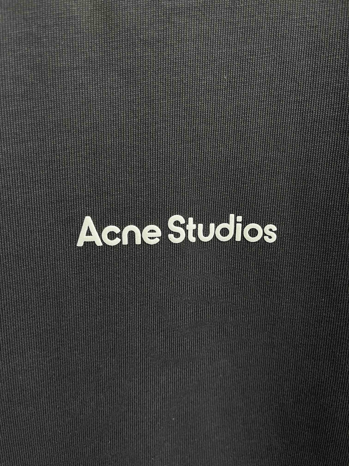 Black T-Shirt