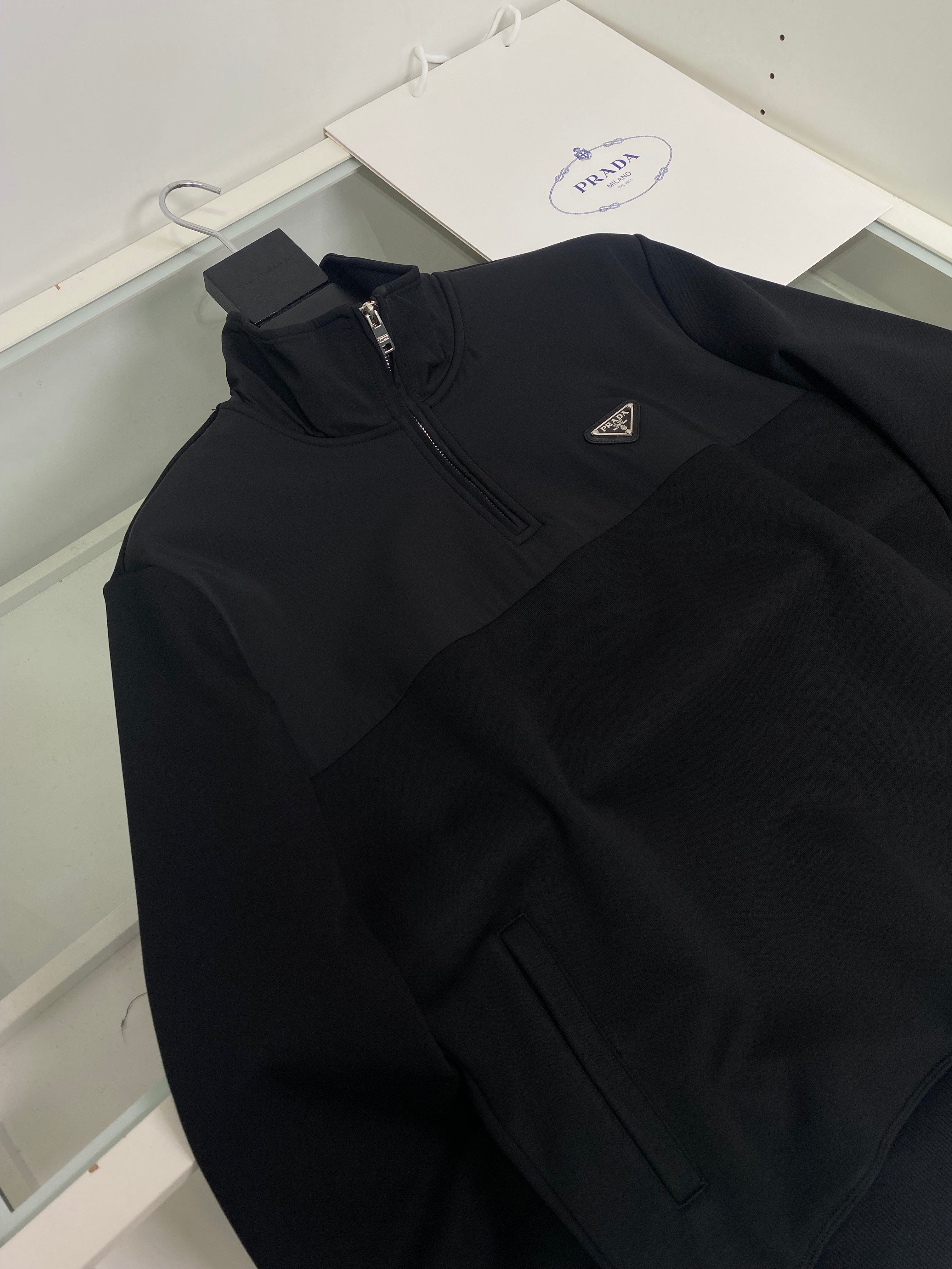 Multi-color Sweatshirt