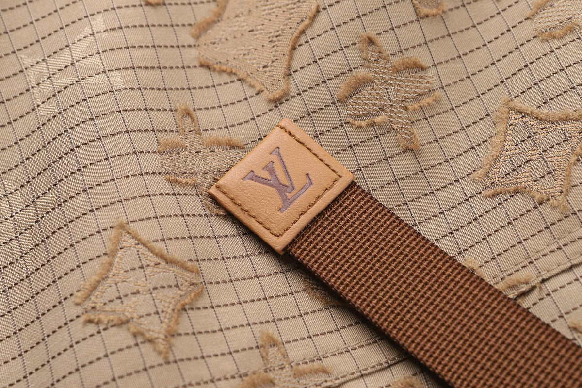Beige Short