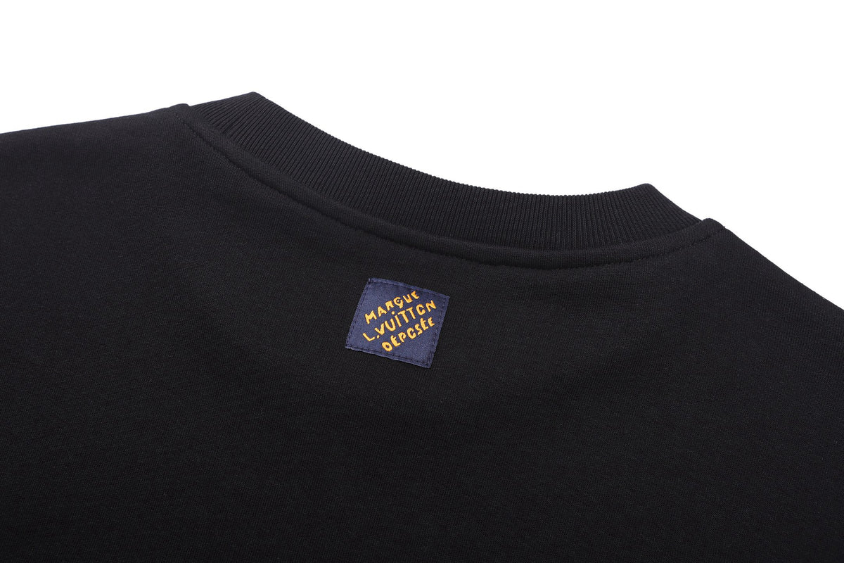 Black Sweatshirt