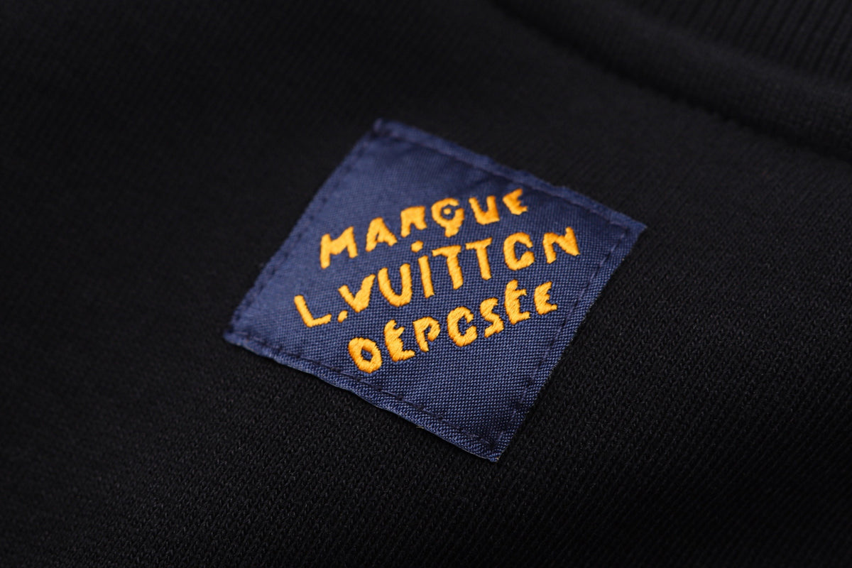 Black Sweatshirt