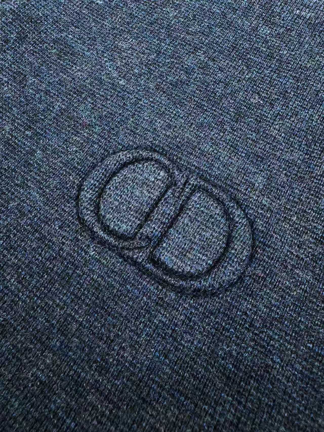 Multi-color Sweatshirt