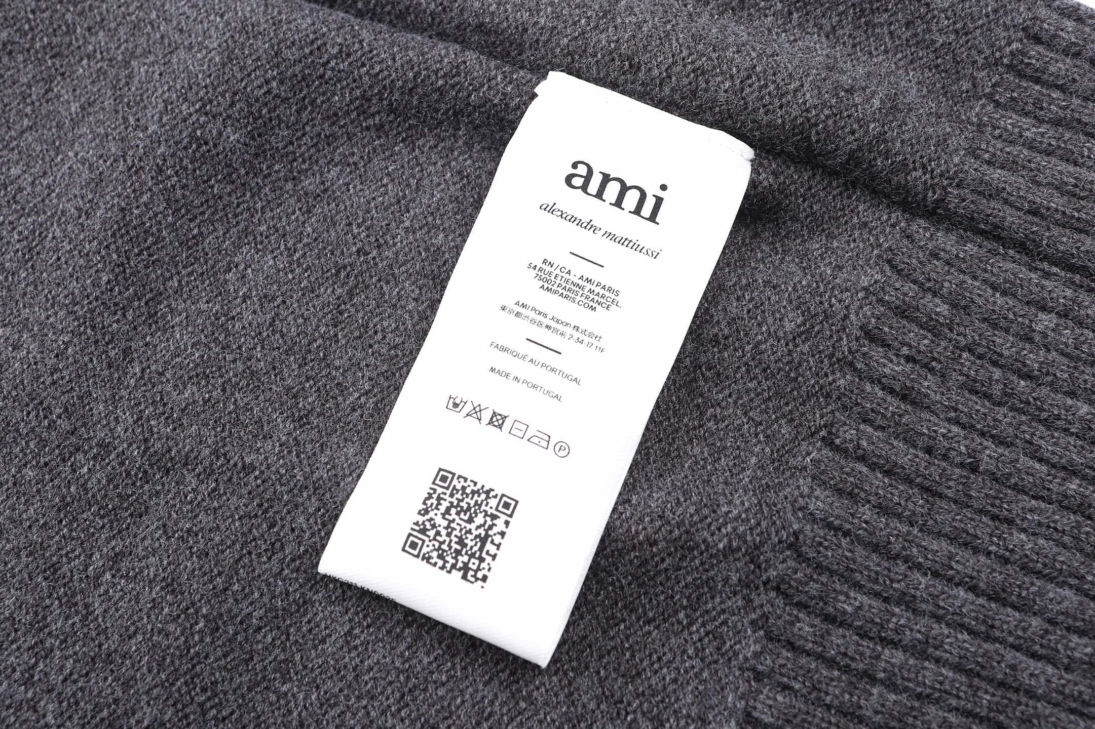 Multi-color Sweatshirt