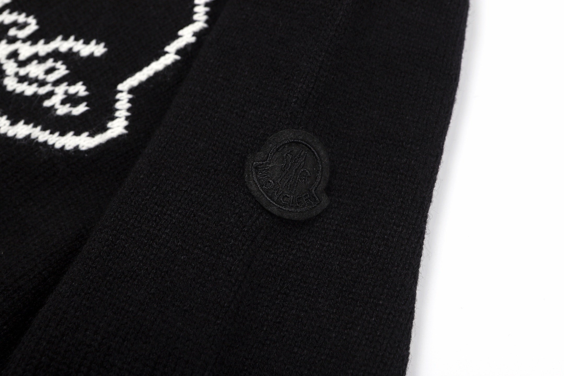 Black Sweatshirt