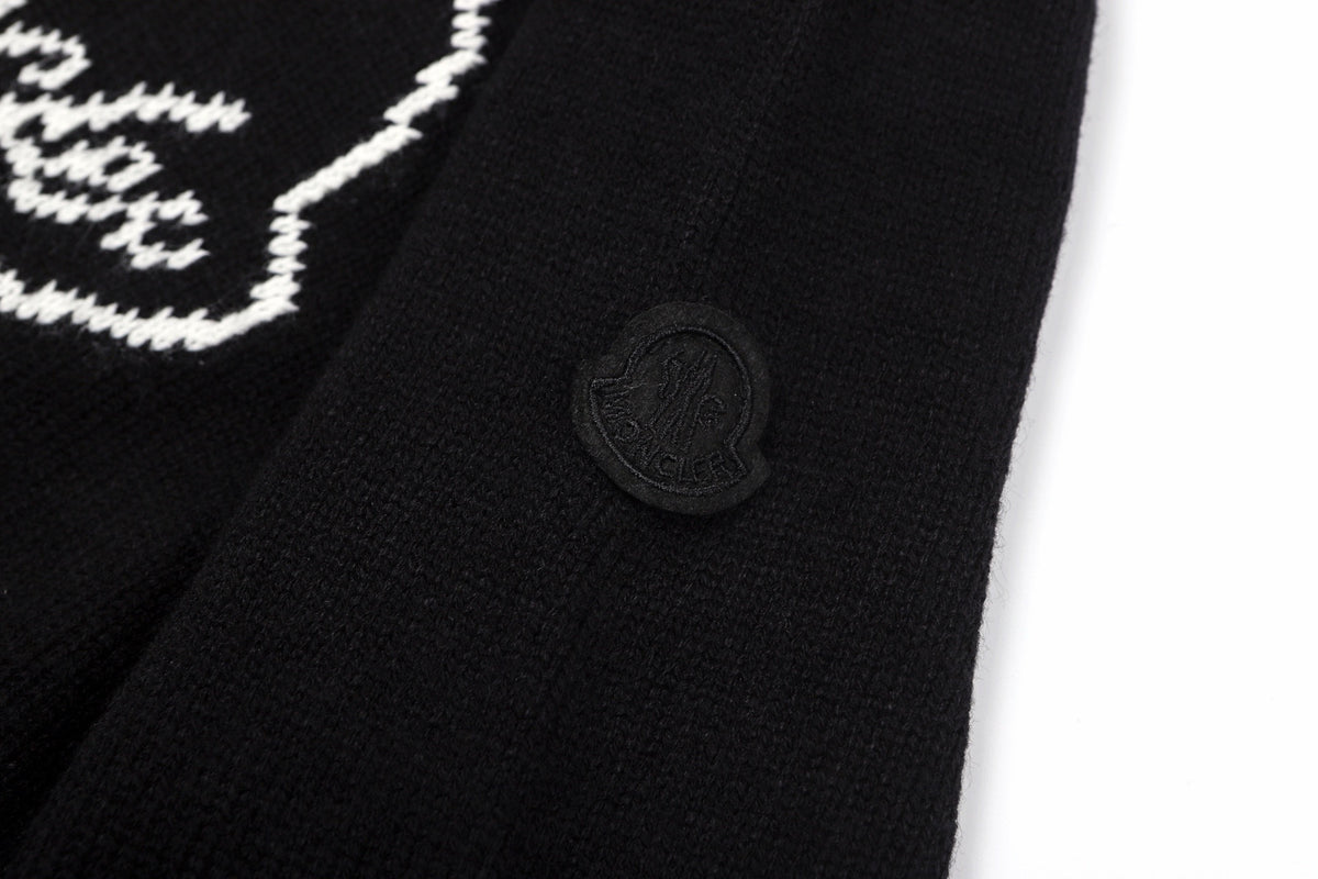 Black Sweatshirt