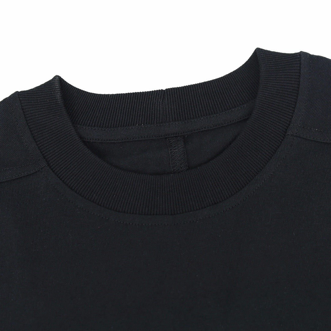 Black T-shirt
