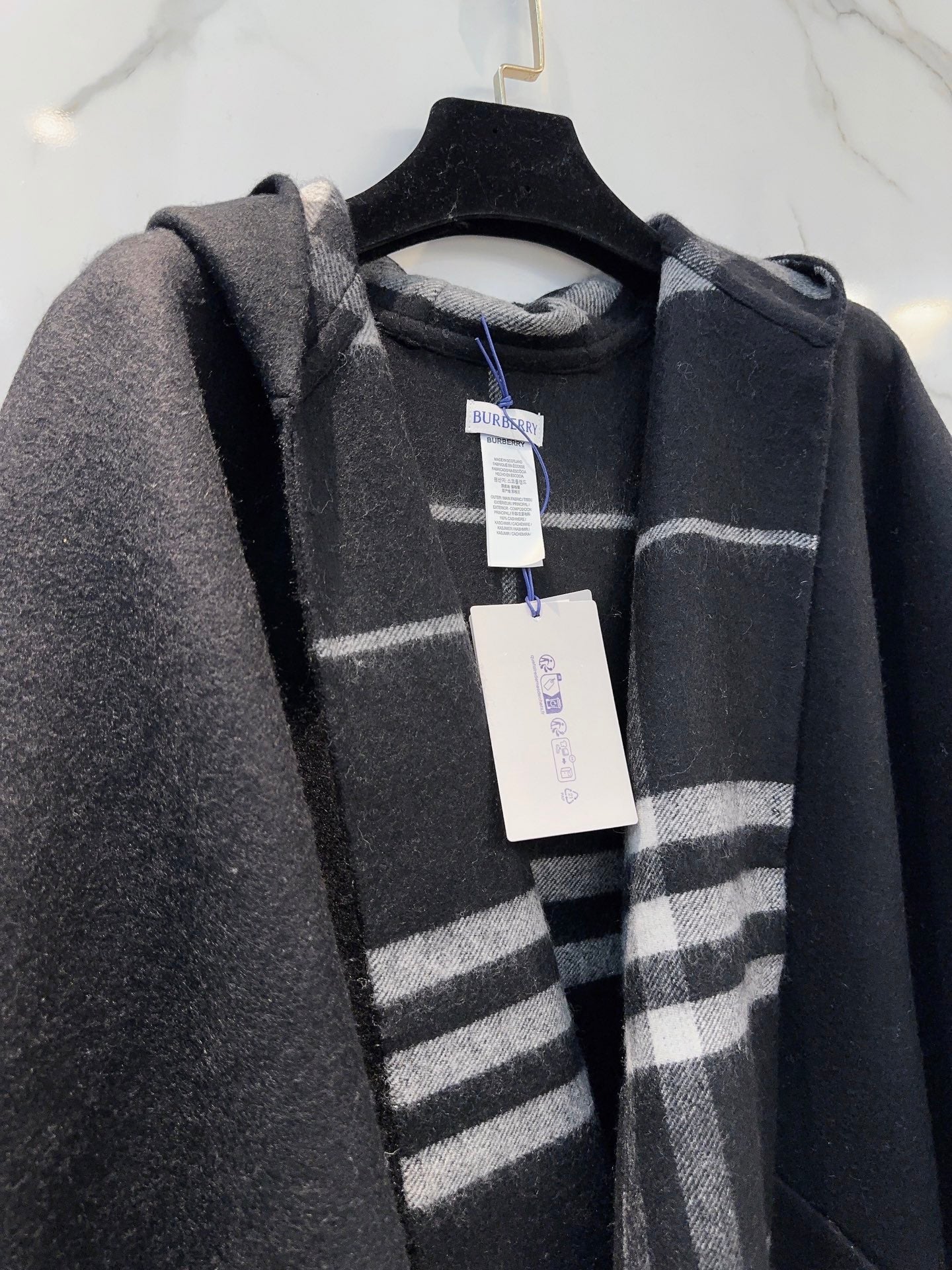 Black Scarf