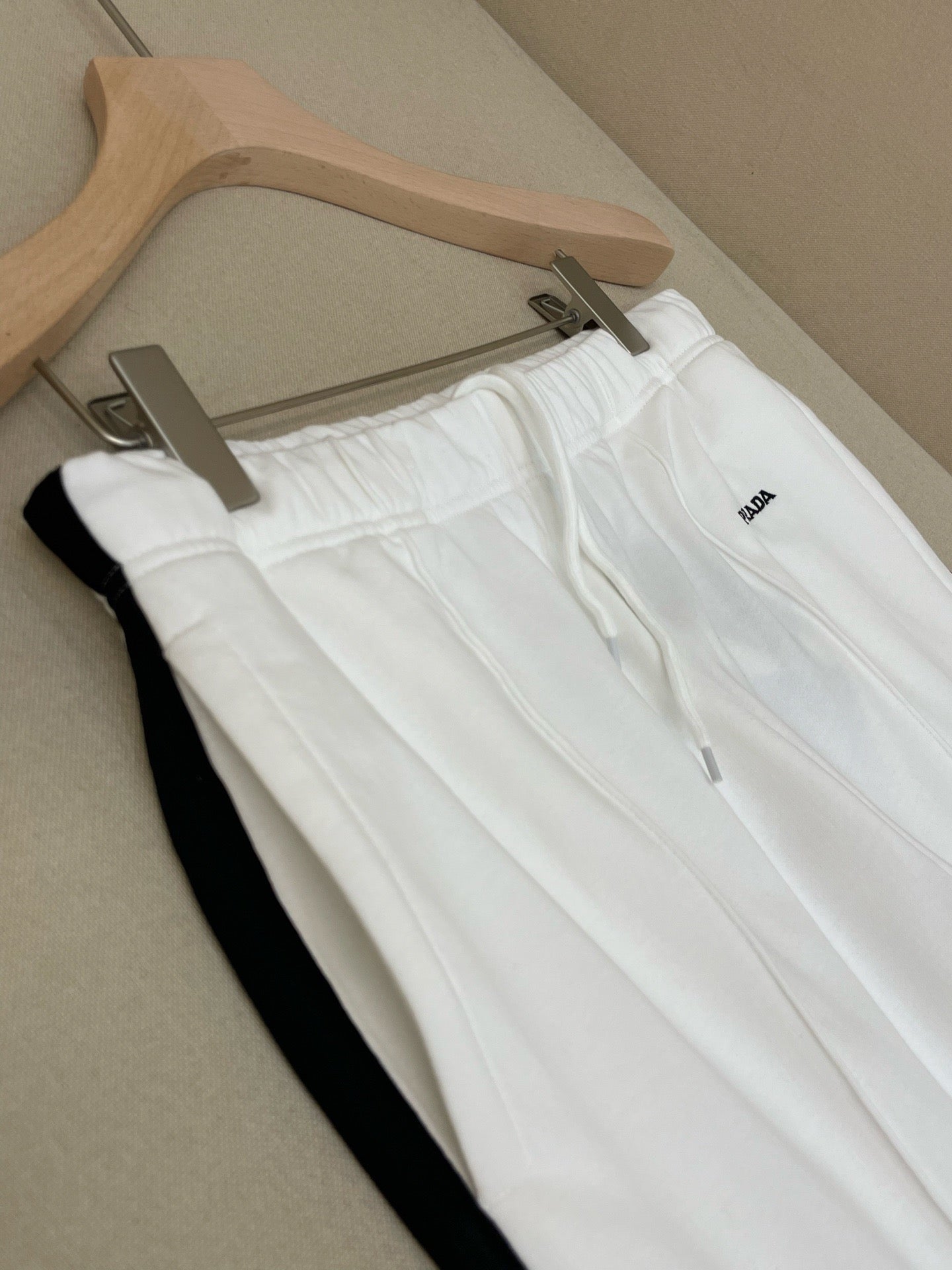 Black and White Pant