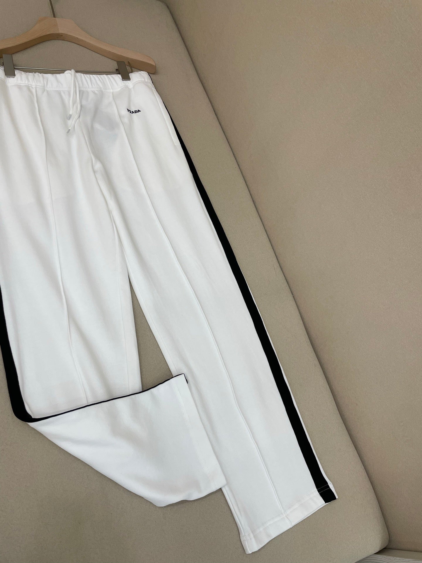 Black and White Pant