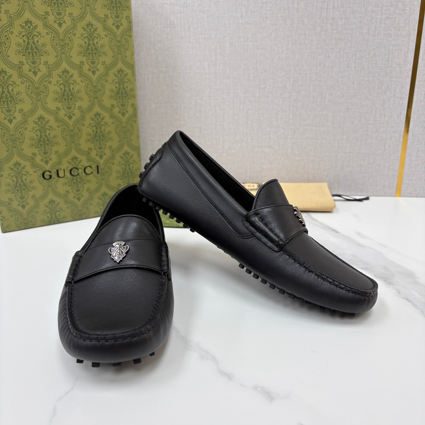 Black Shoes - FashionHype.xyz