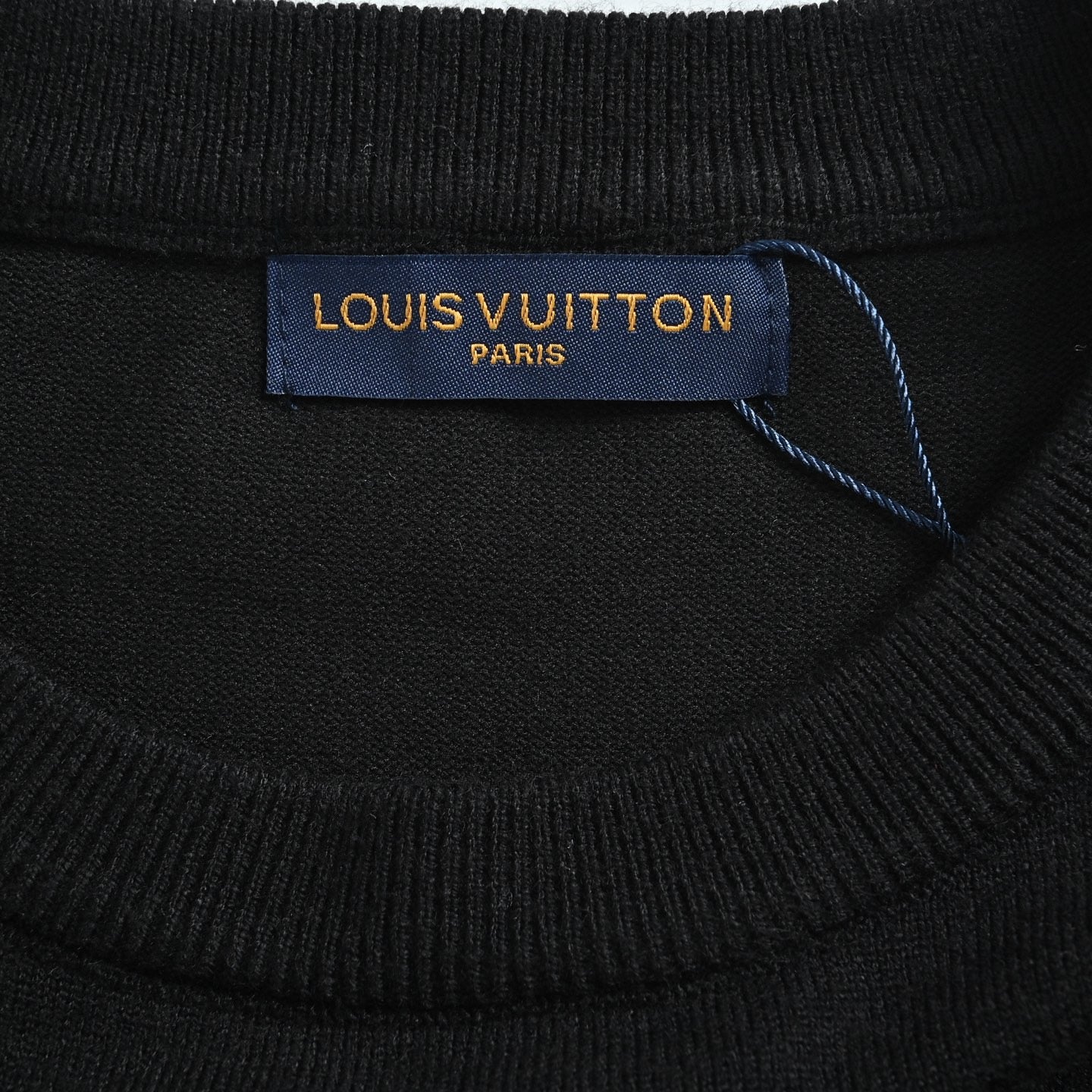 Black Sweatshirt