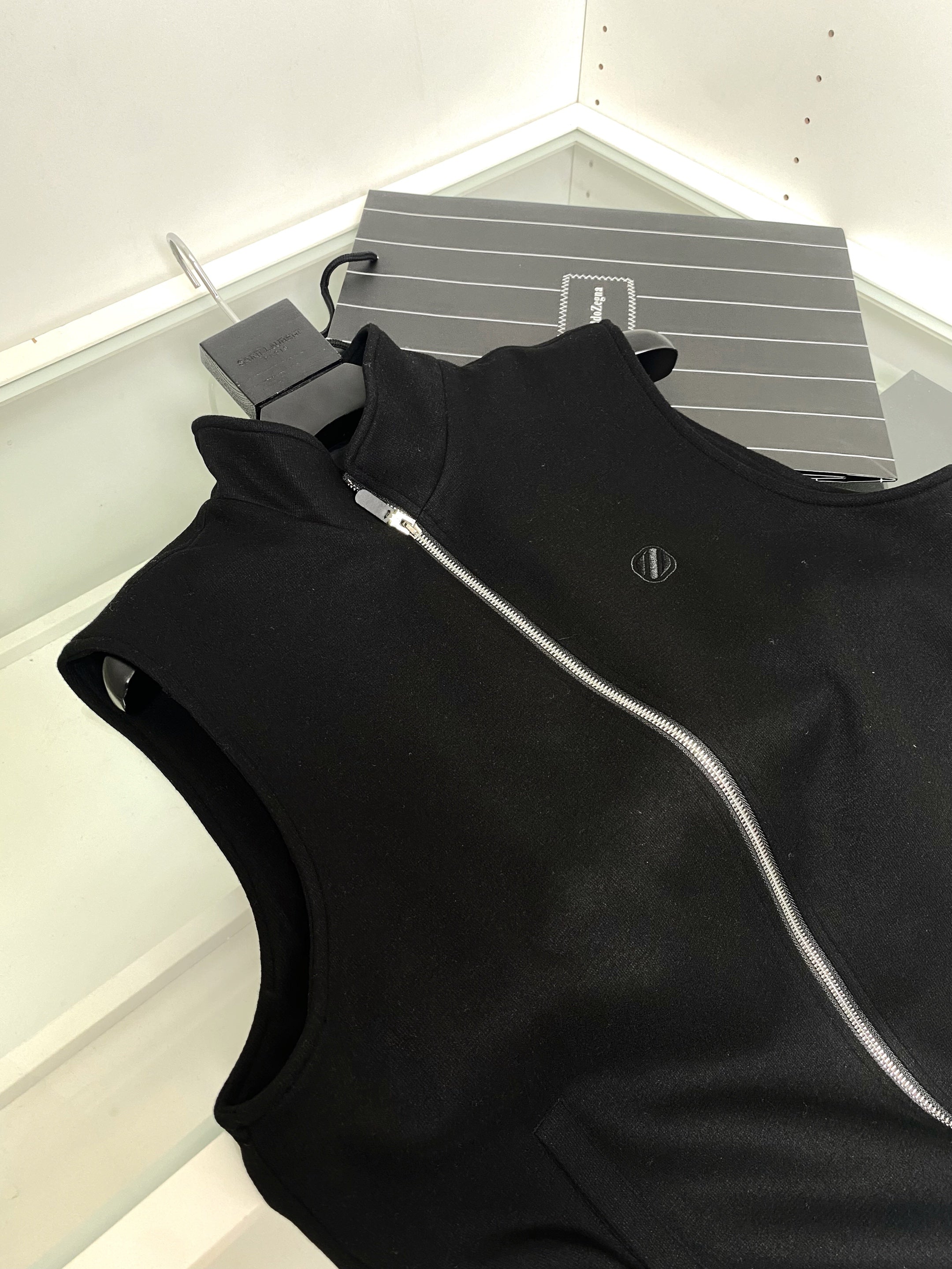 Multi-color Vest - FashionHype.xyz