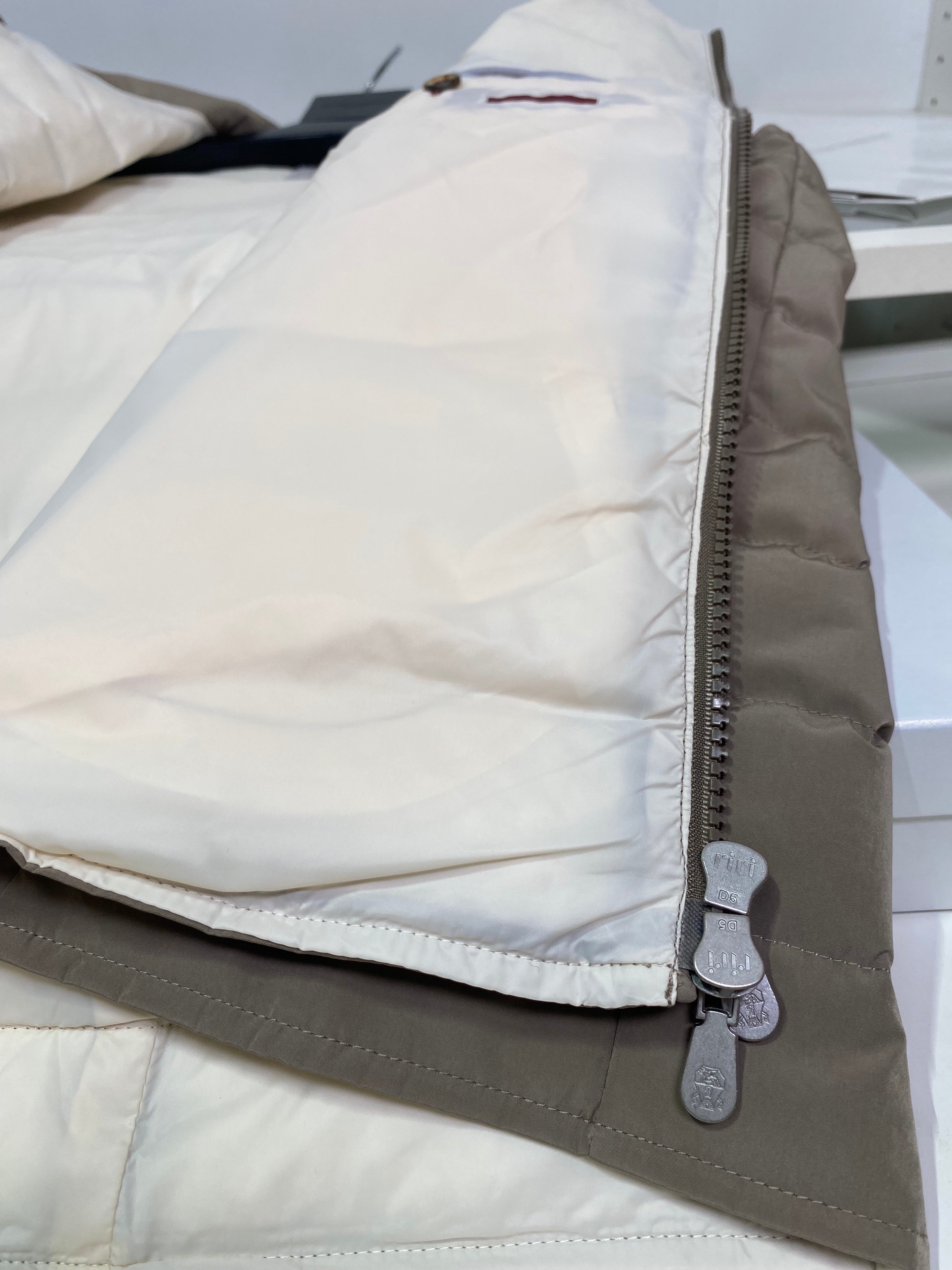 Multi-color Vest - FashionHype.xyz