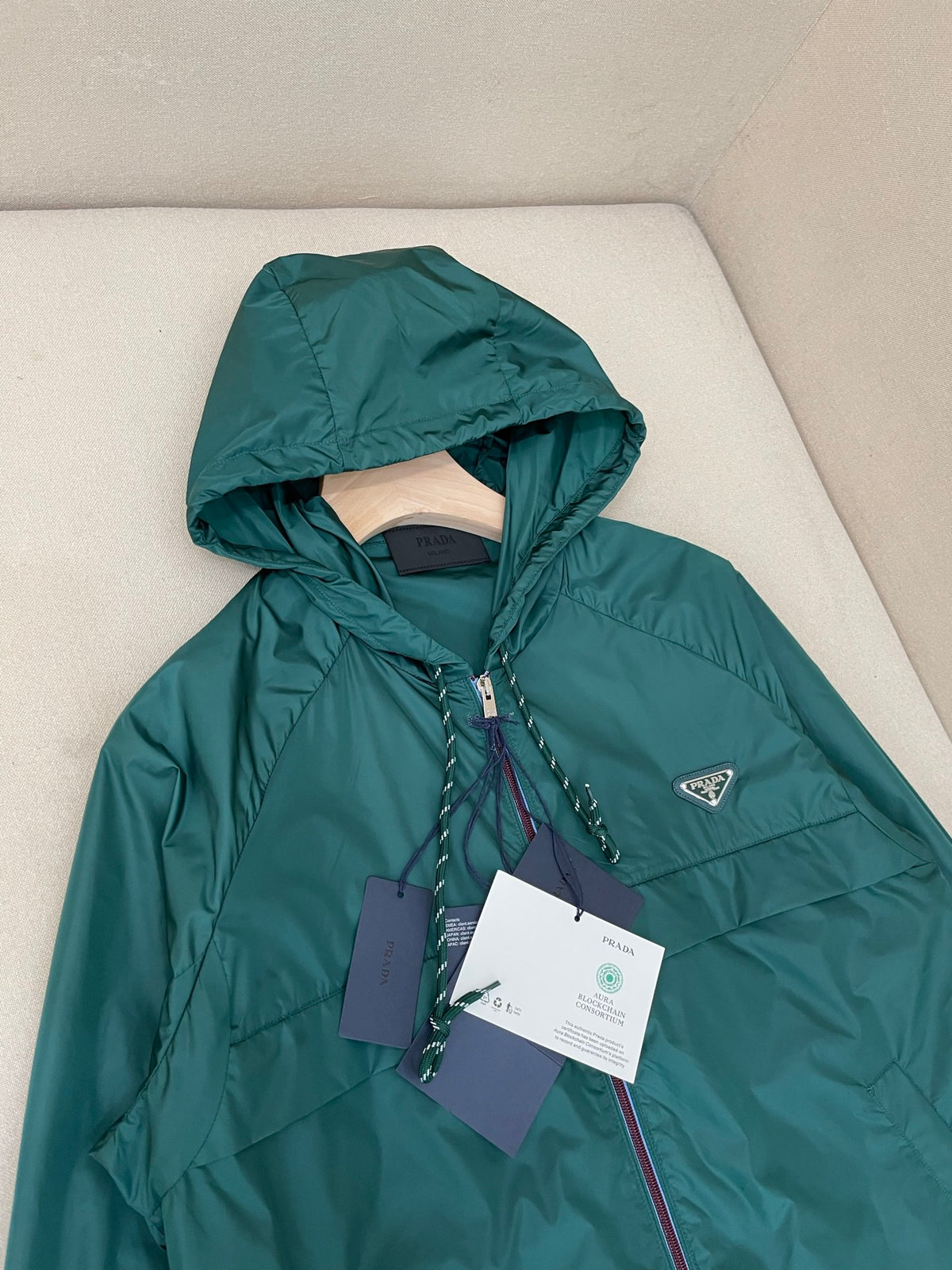 Green Jacket - FashionHype.xyz