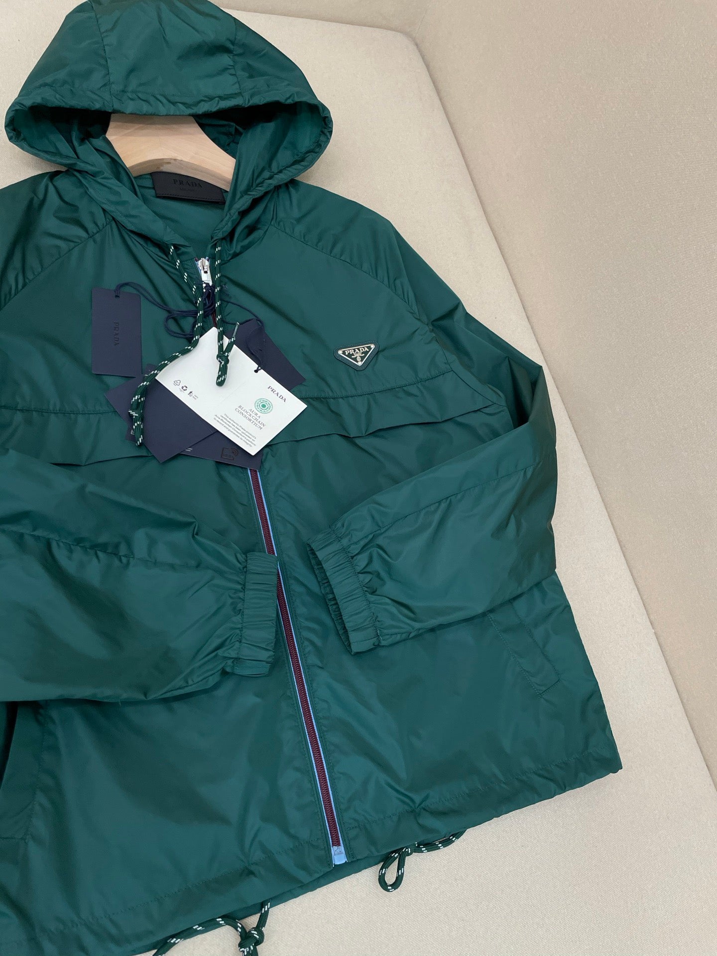 Green Jacket - FashionHype.xyz