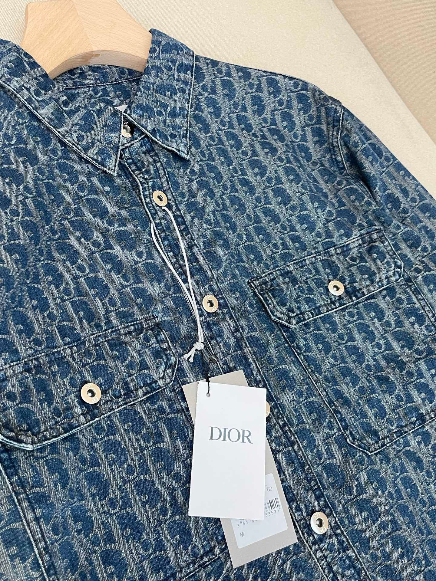 Blue Shirt - FashionHype.xyz