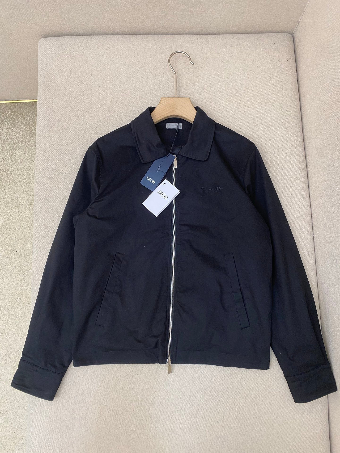 Black Jacket - FashionHype.xyz