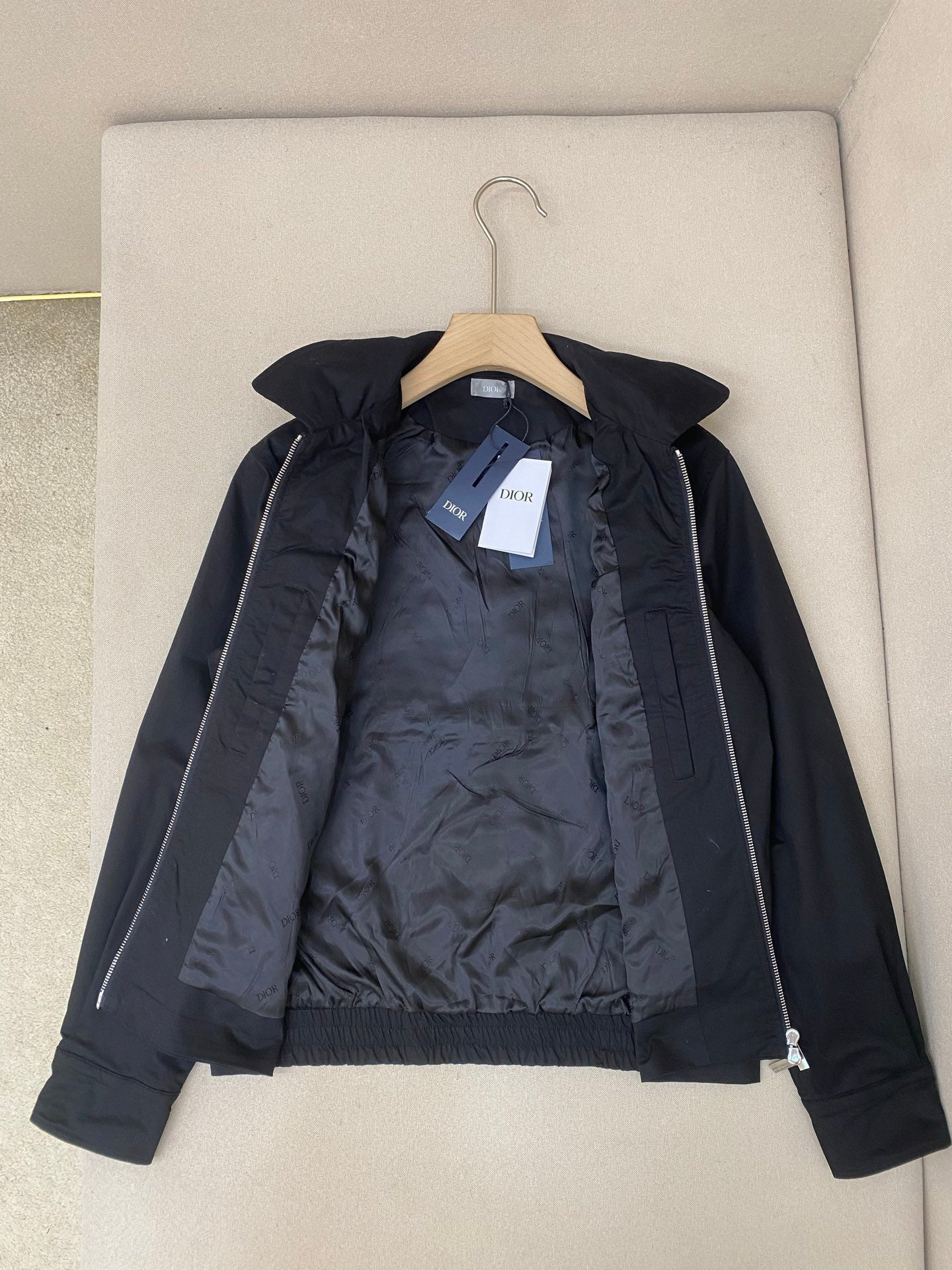 Black Jacket - FashionHype.xyz