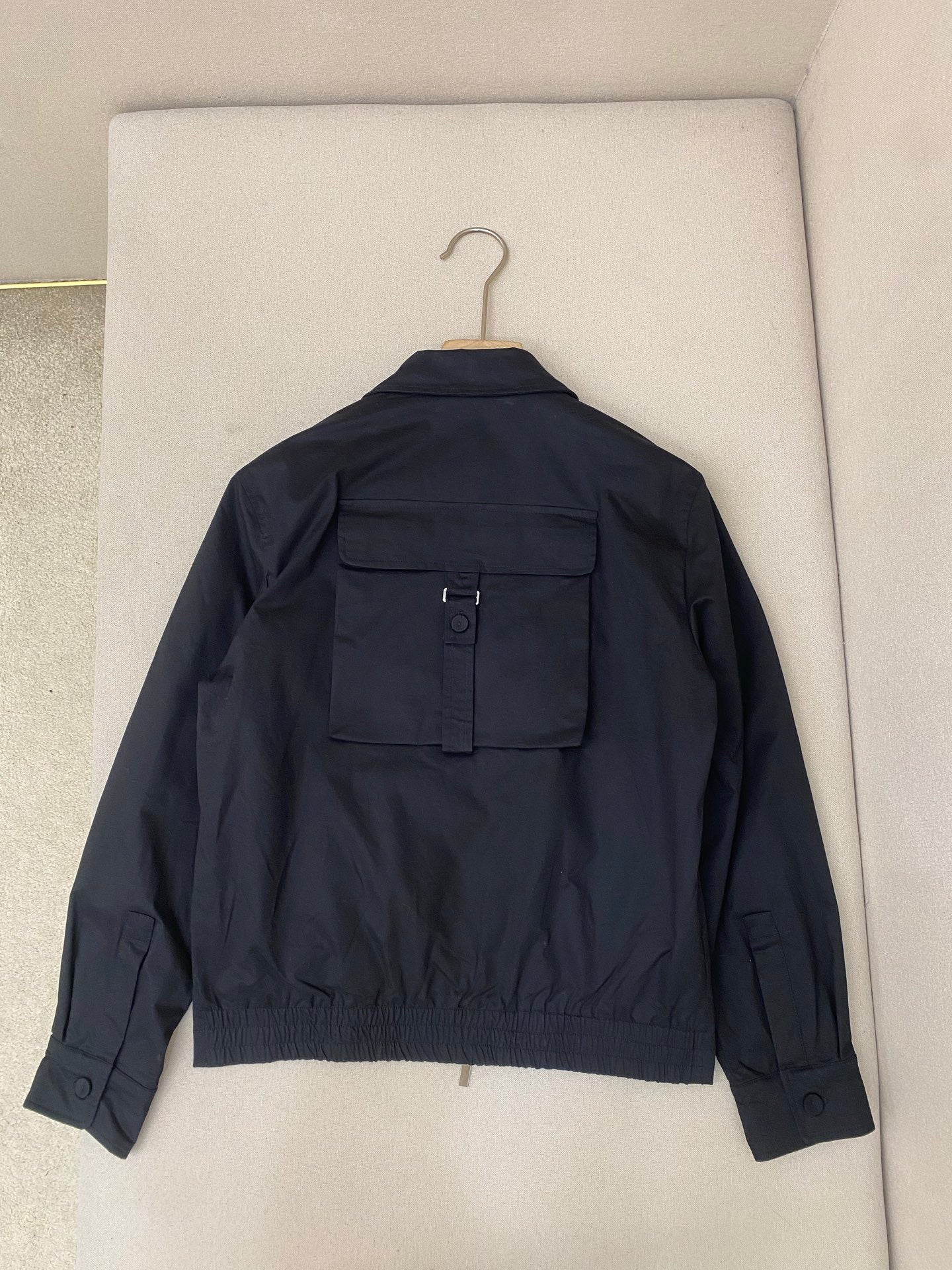 Black Jacket - FashionHype.xyz