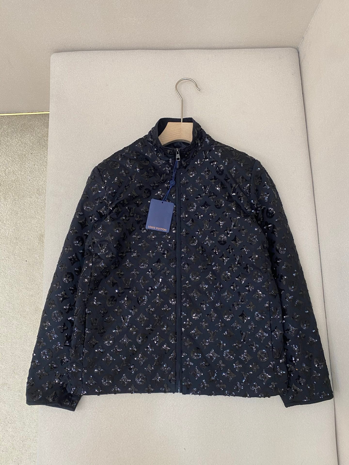 Black Jacket - FashionHype.xyz