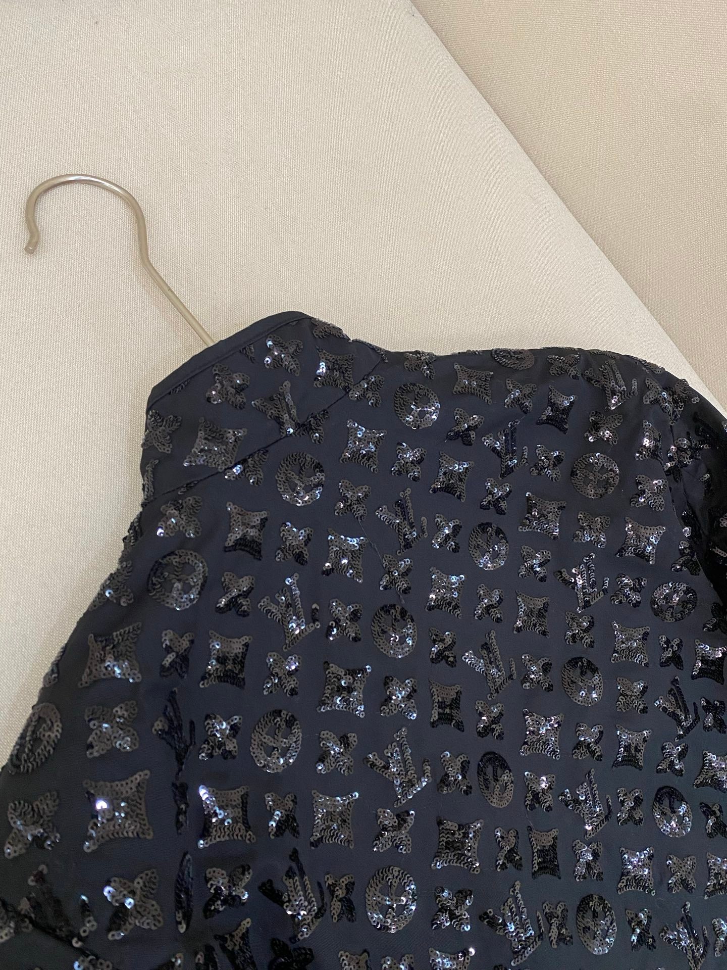 Black Jacket - FashionHype.xyz