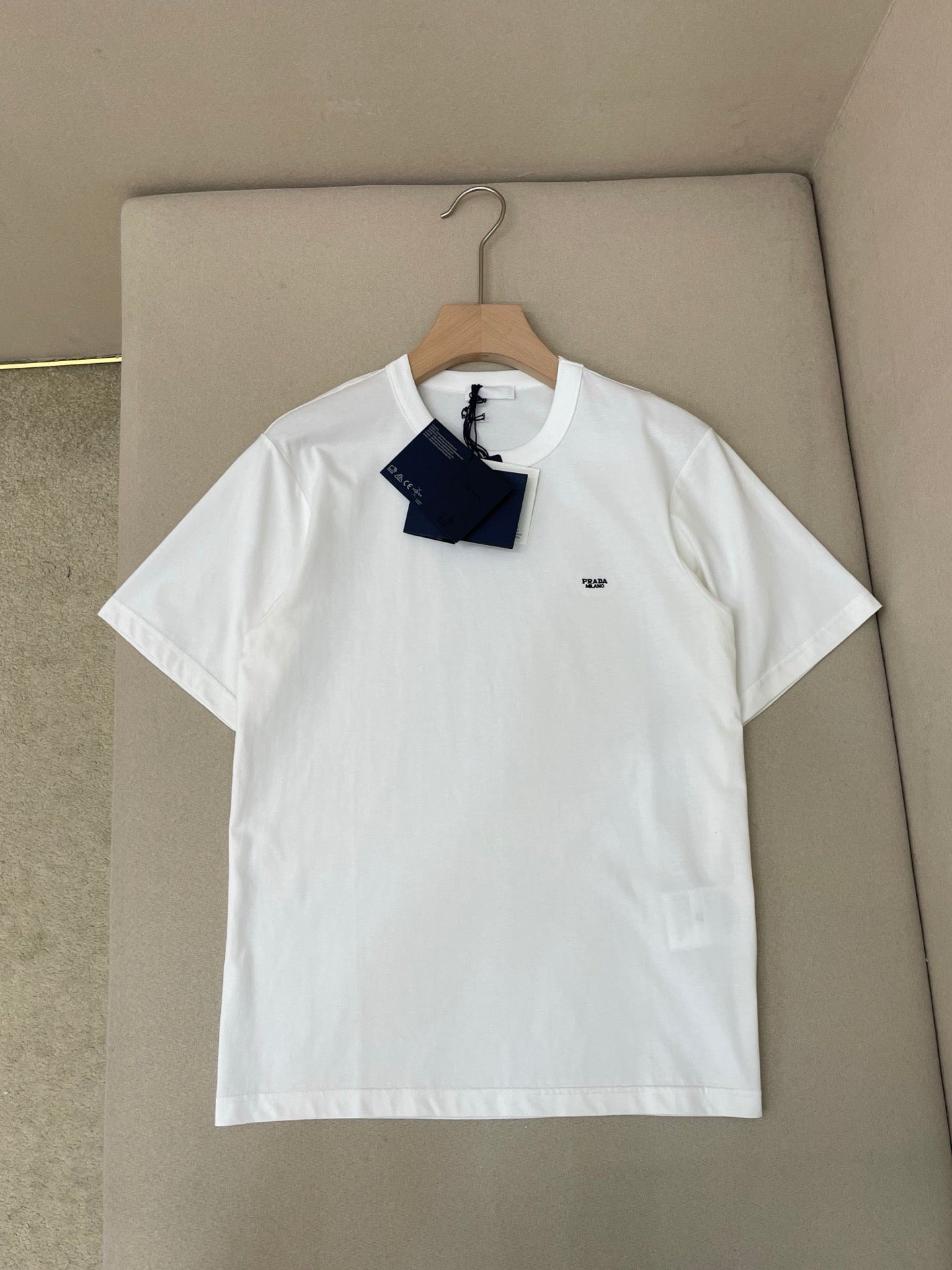 Black and White T-Shirt - FashionHype.xyz