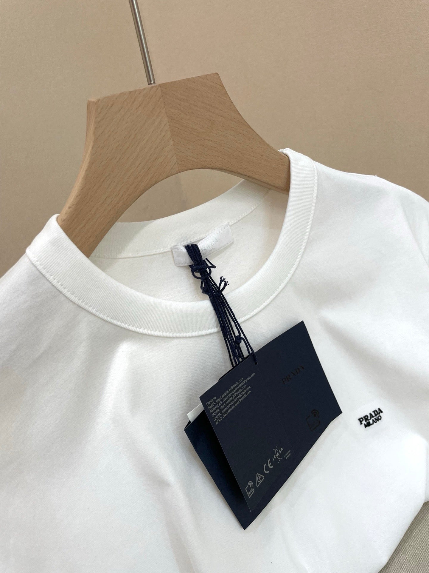 Black and White T-Shirt - FashionHype.xyz