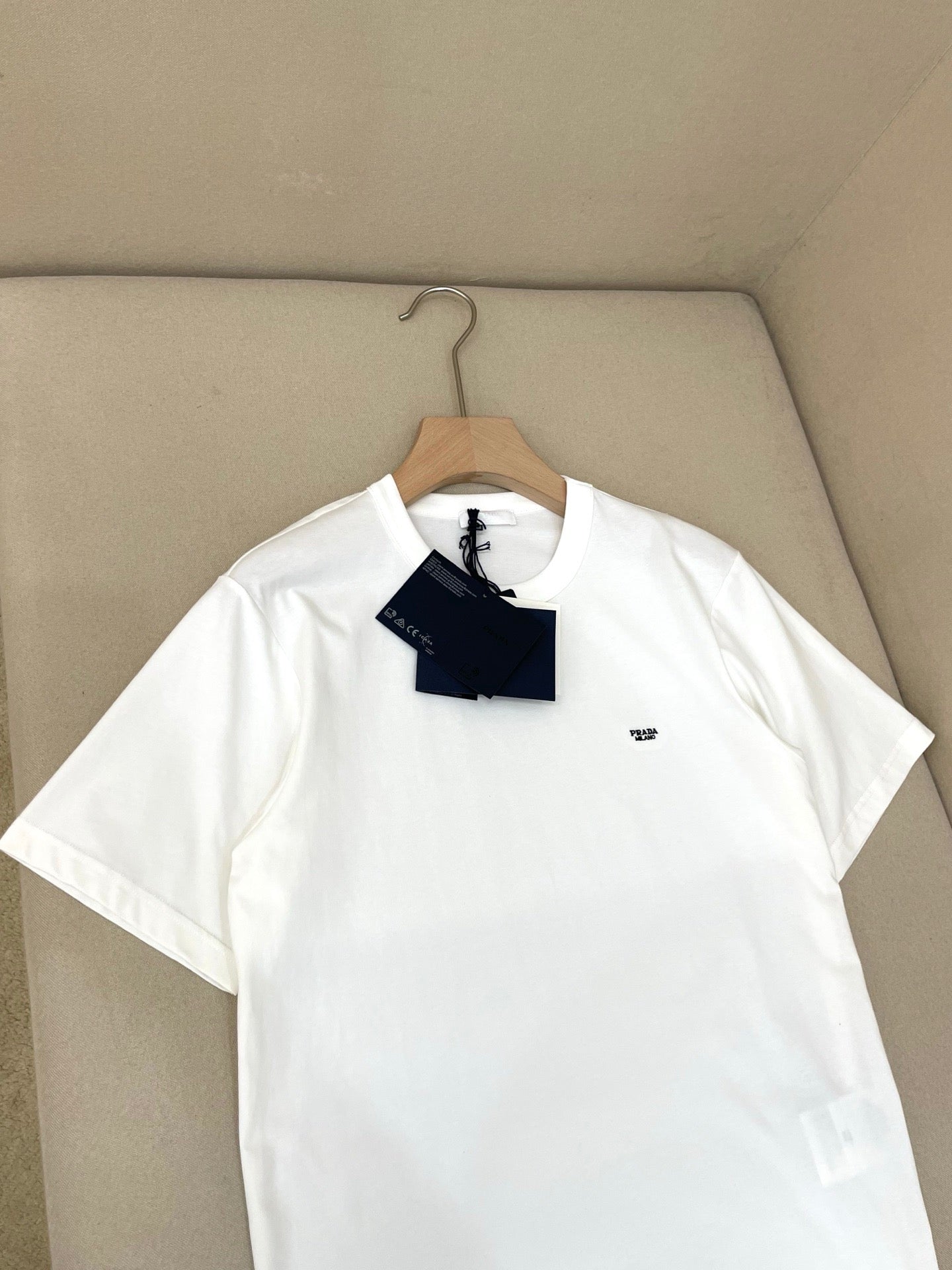 Black and White T-Shirt - FashionHype.xyz