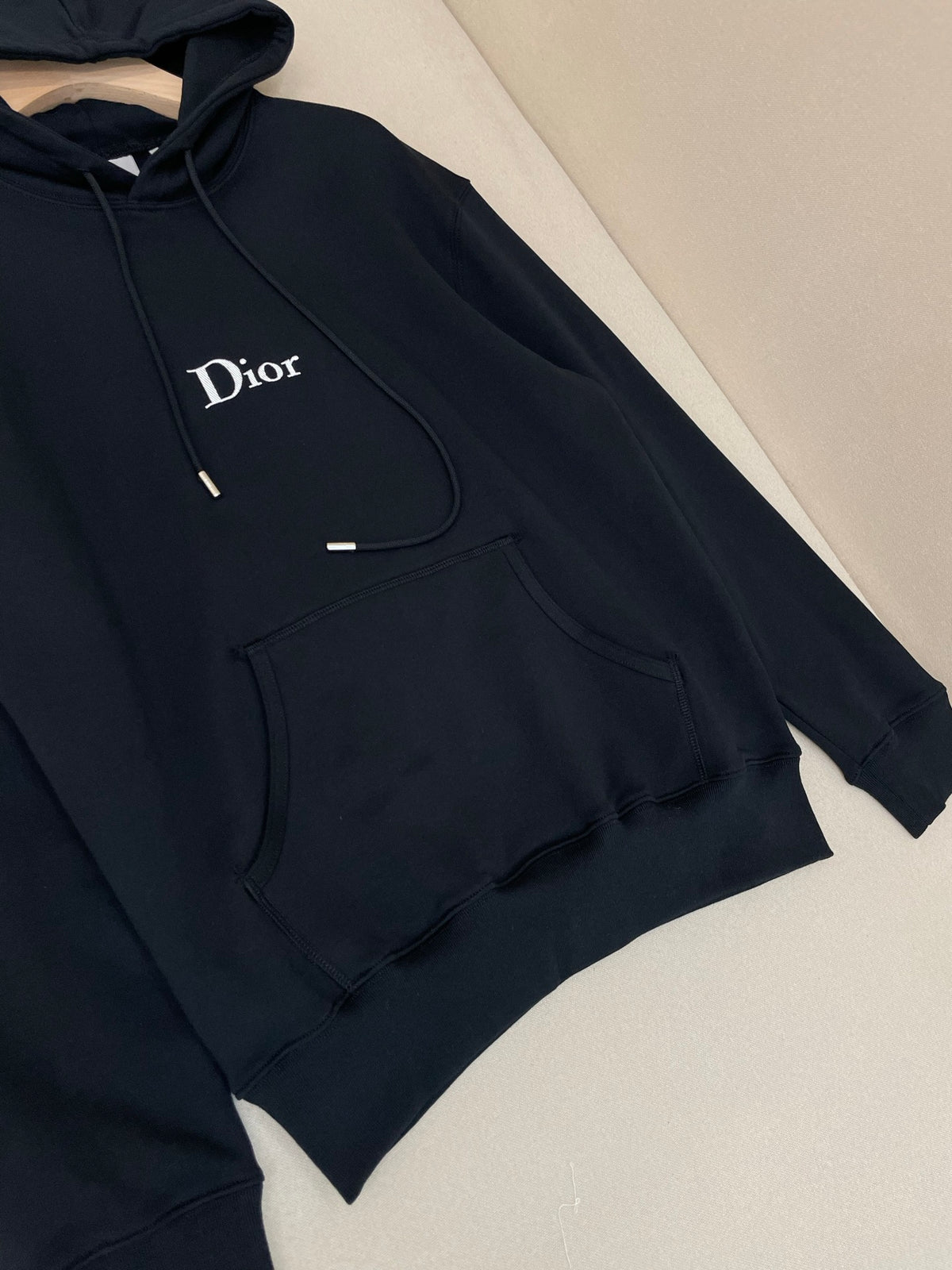 Black Hoodie - FashionHype.xyz