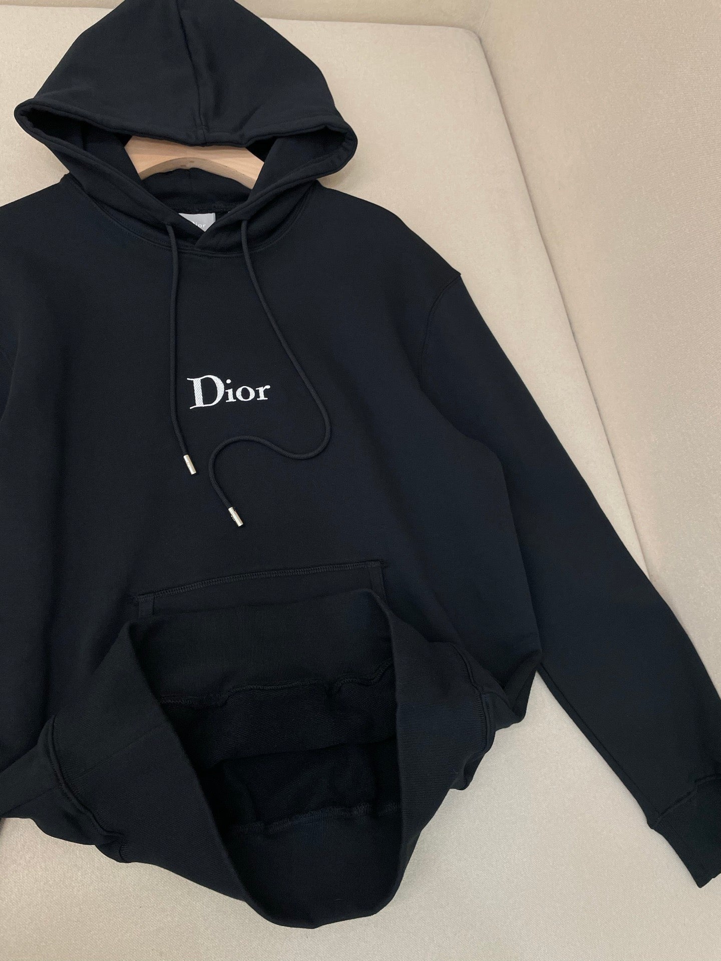 Black Hoodie - FashionHype.xyz
